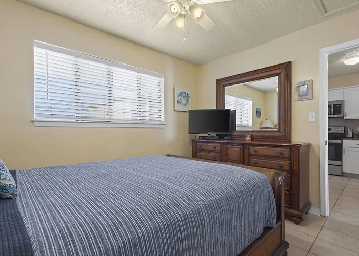 Apartment Palmas Unit 224 *